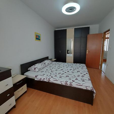 Apartment Matea ビビニェ エクステリア 写真